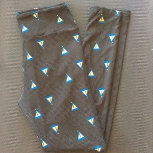 LuLaRoe OS leggings